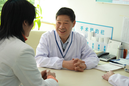 广州海珠看男性哪家医院较好?